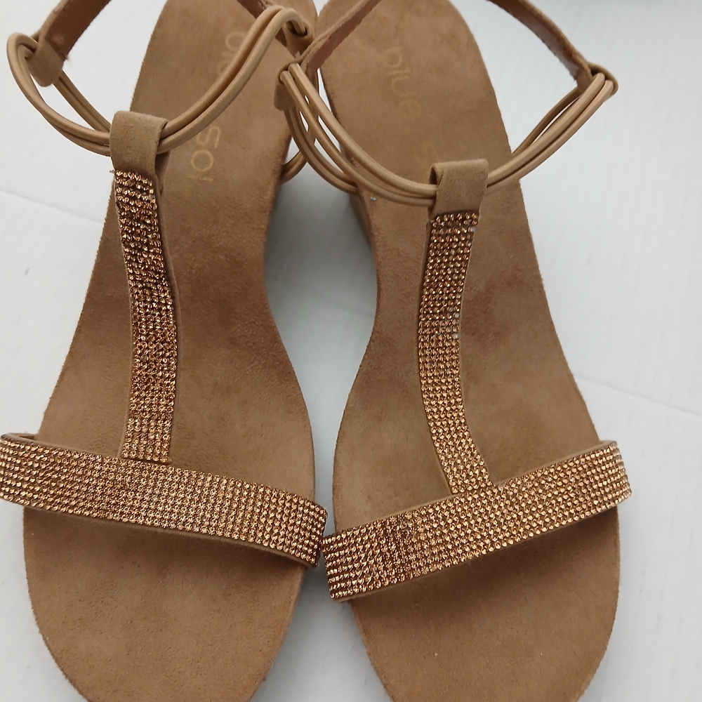 MILLIE STONE Sizes 8.5/ 7.5 Women's Tan Wedge Sandals New $18 - Picture 5 of 11